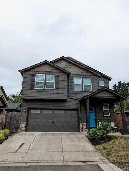 Spacious 3-Bedroom Home With Outdoor Space Eugene Exterior foto